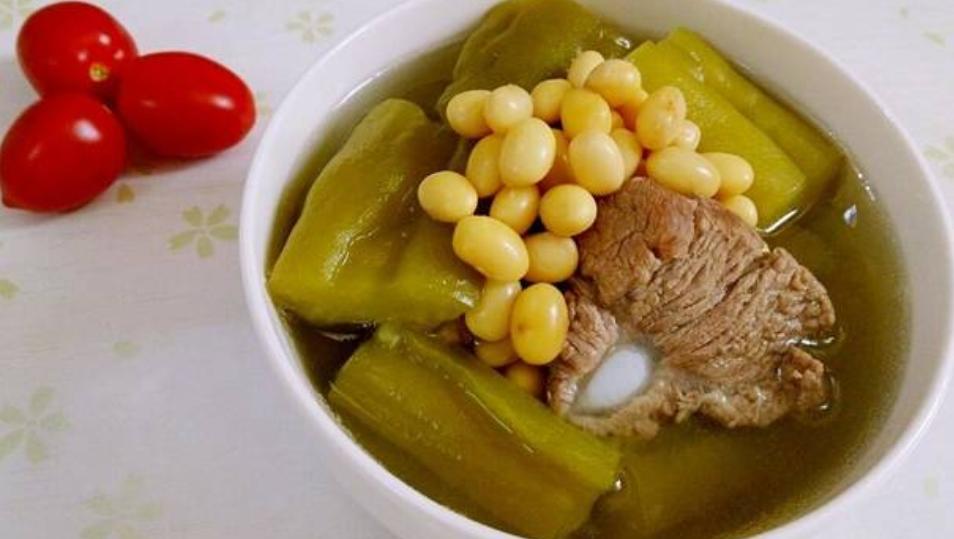 排骨苦瓜汤的做法