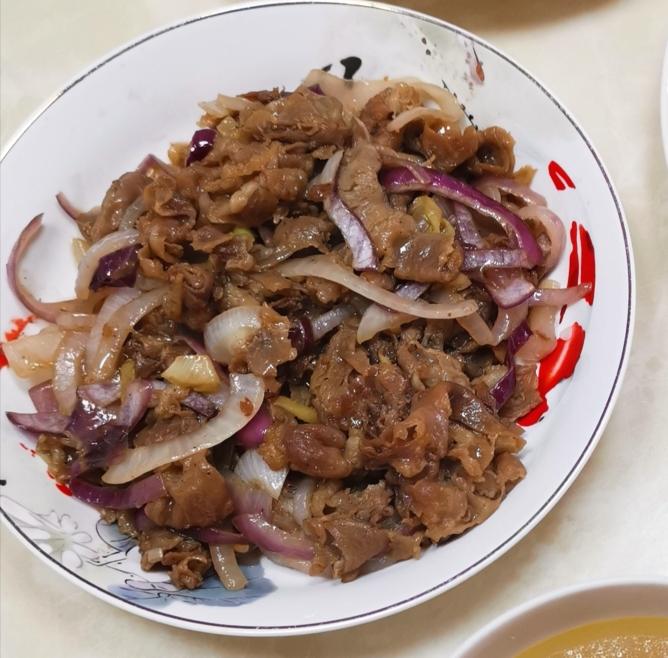 洋葱肥牛卷的做法