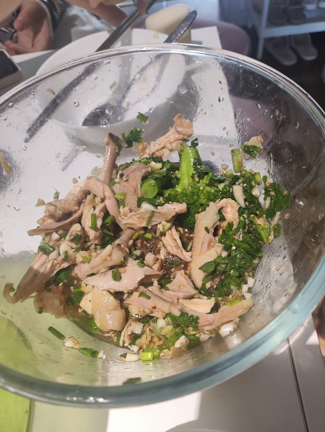 招牌口水鸡🐤（肉质是你想像不到的嫩🍗）