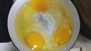 香甜牛奶鸡蛋卷的做法 步骤1