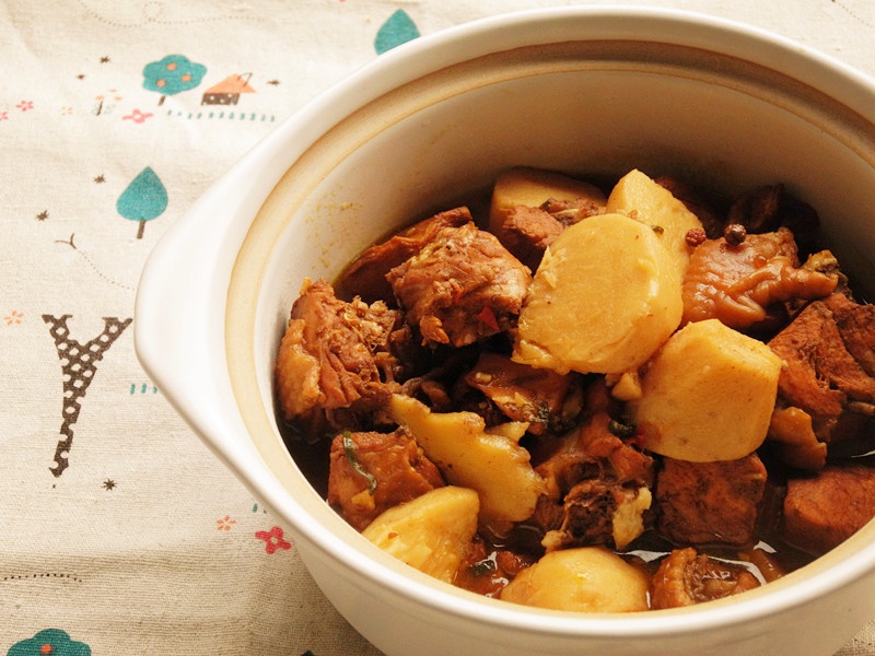芋头烧鸡