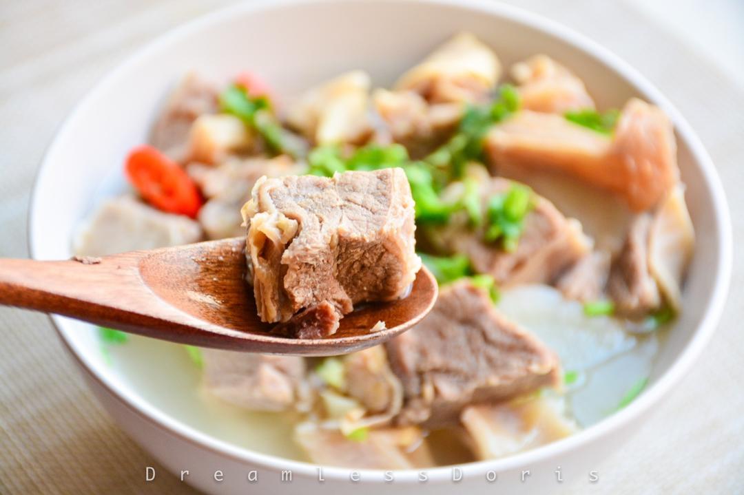电饭锅版萝卜炖牛腩