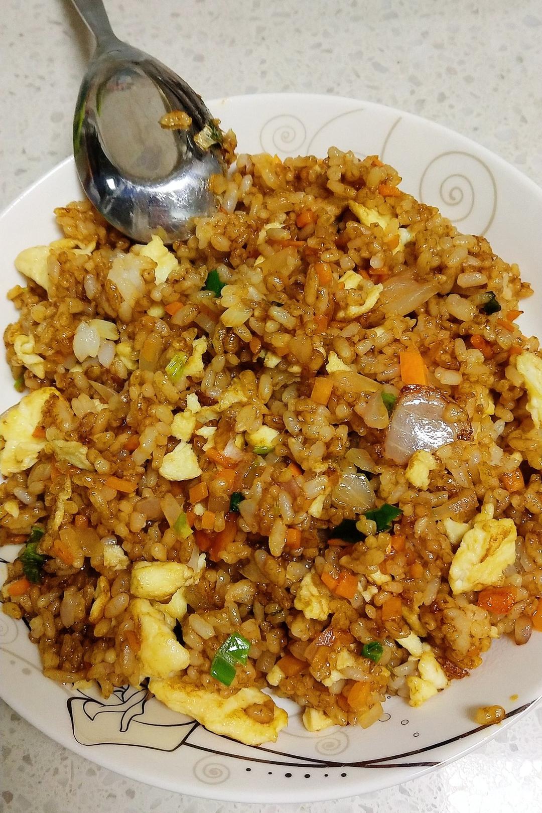 酱油炒饭(超级简单)