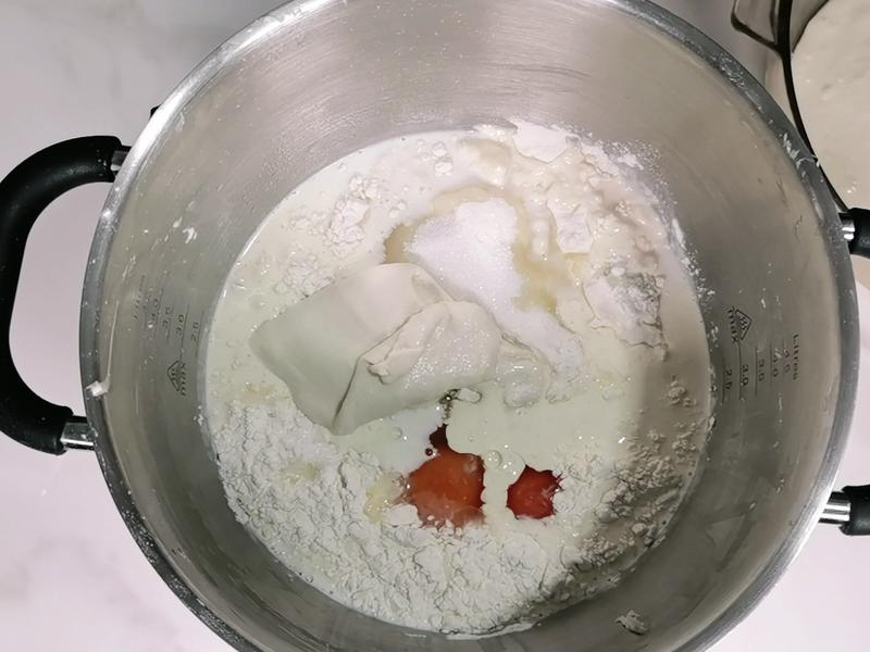 纯奶手撕吐司的做法 步骤1