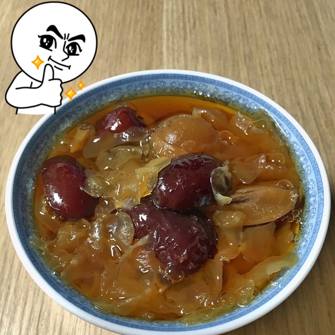 桂圆红枣银耳汤
