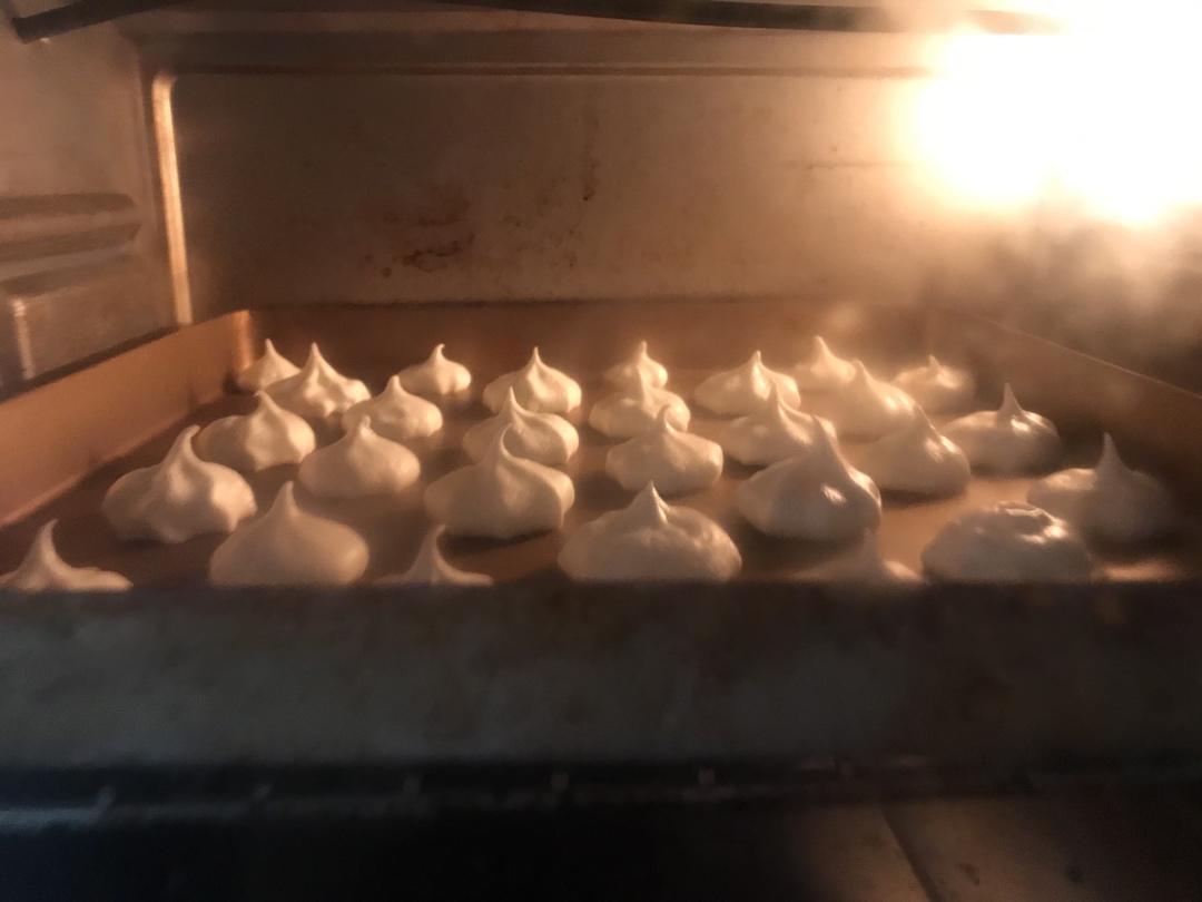 如何做出有棱有角+色调美美的蛋白糖