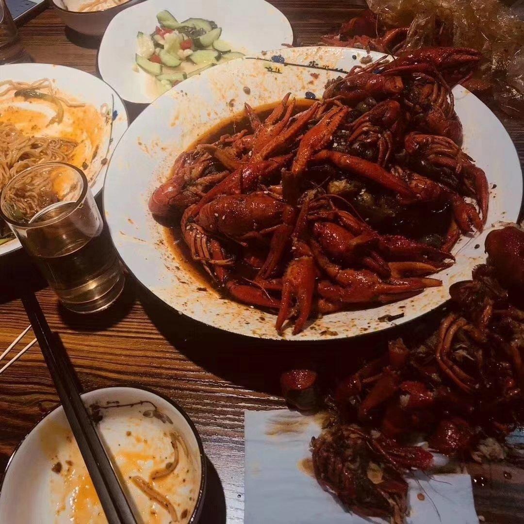 菌汤面条 看得见的香菇 尝得到的鲜美 这才是真正的菌汤