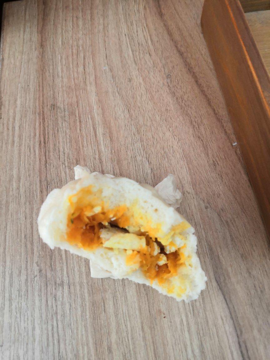 胡萝卜木耳鸡蛋素包子