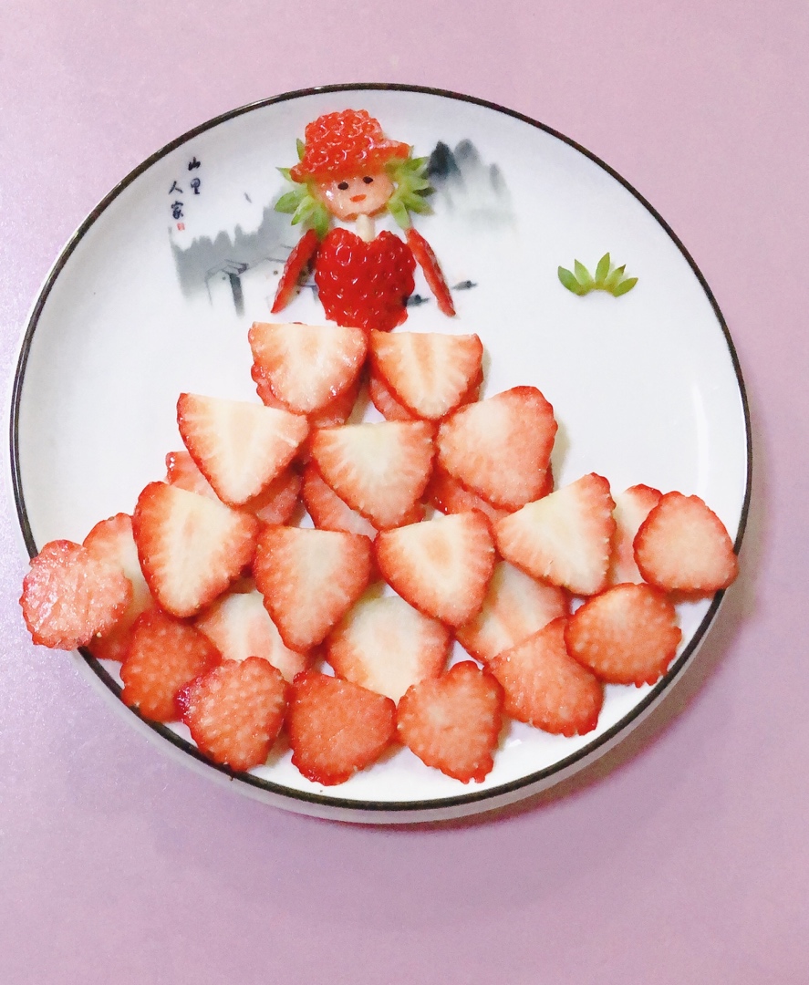 草莓姑娘，创意水果拼盘