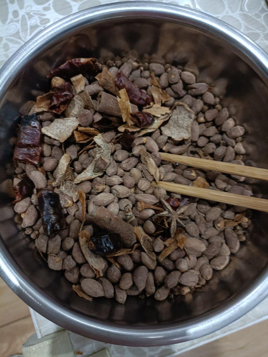 超级好吃的五香花生