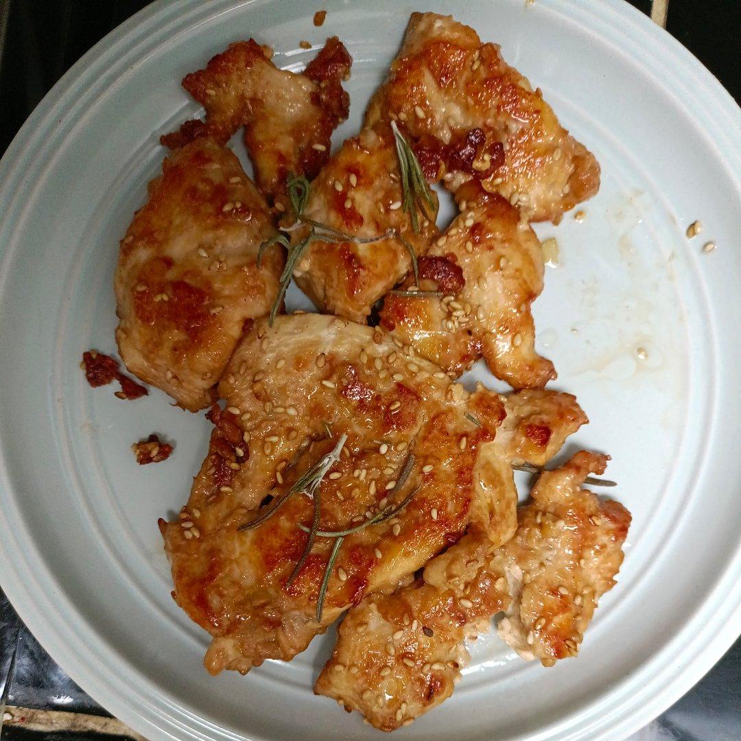 香煎鸡胸肉
