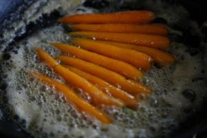 【原麦早餐】黑旋风：凉酱的黄油胡萝卜的做法 步骤5