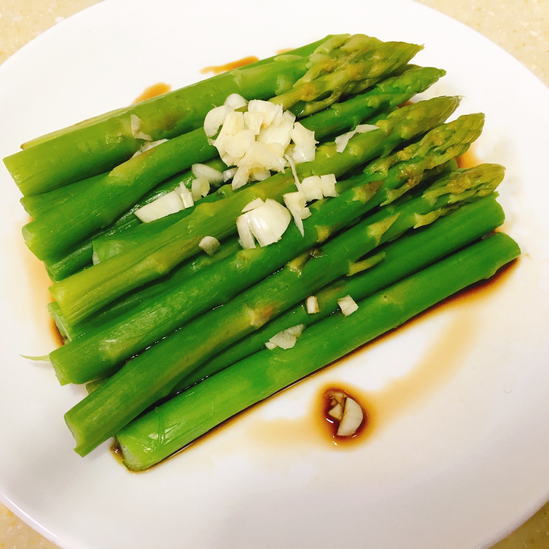 五谷做的白灼芦笋