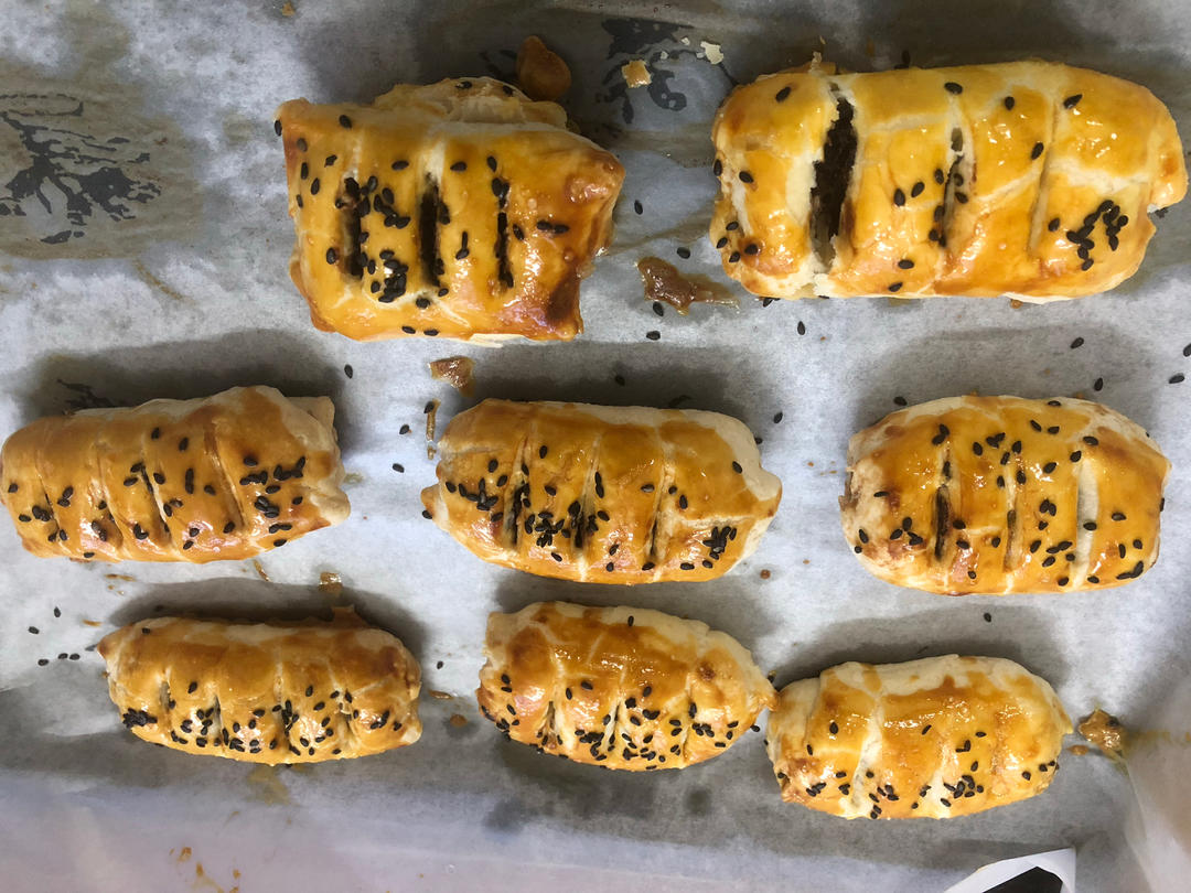 千层紫薯酥，孩子喜欢的毛毛虫造型中式酥皮点心