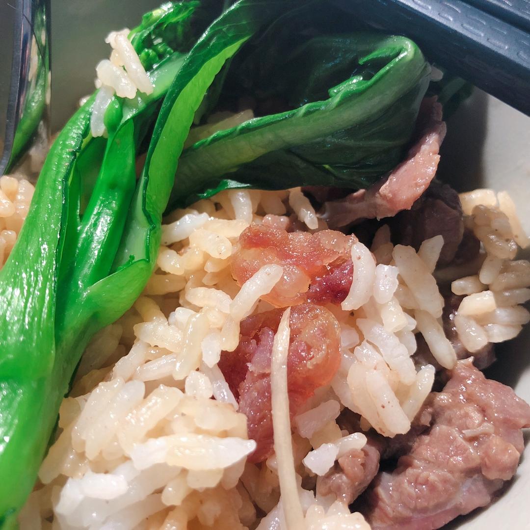 电饭锅煲仔饭
