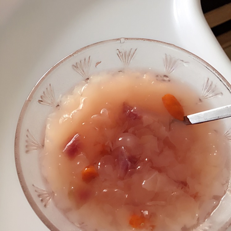 紫薯银耳羹