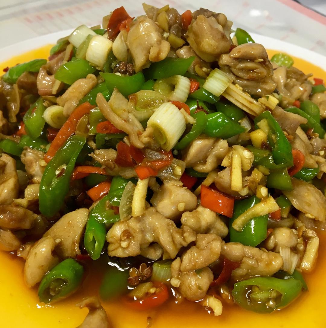 厨师长教你：自贡名菜“小煎排骨”的做法，色香味俱全