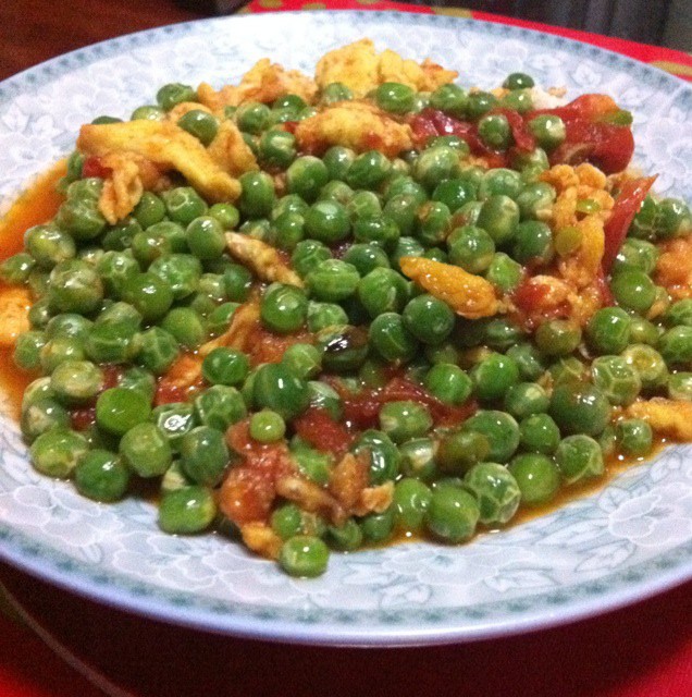 西红柿炒鸡蛋豌豆