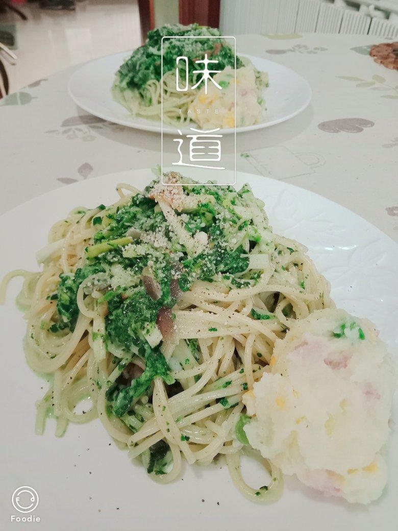 菠菜意面