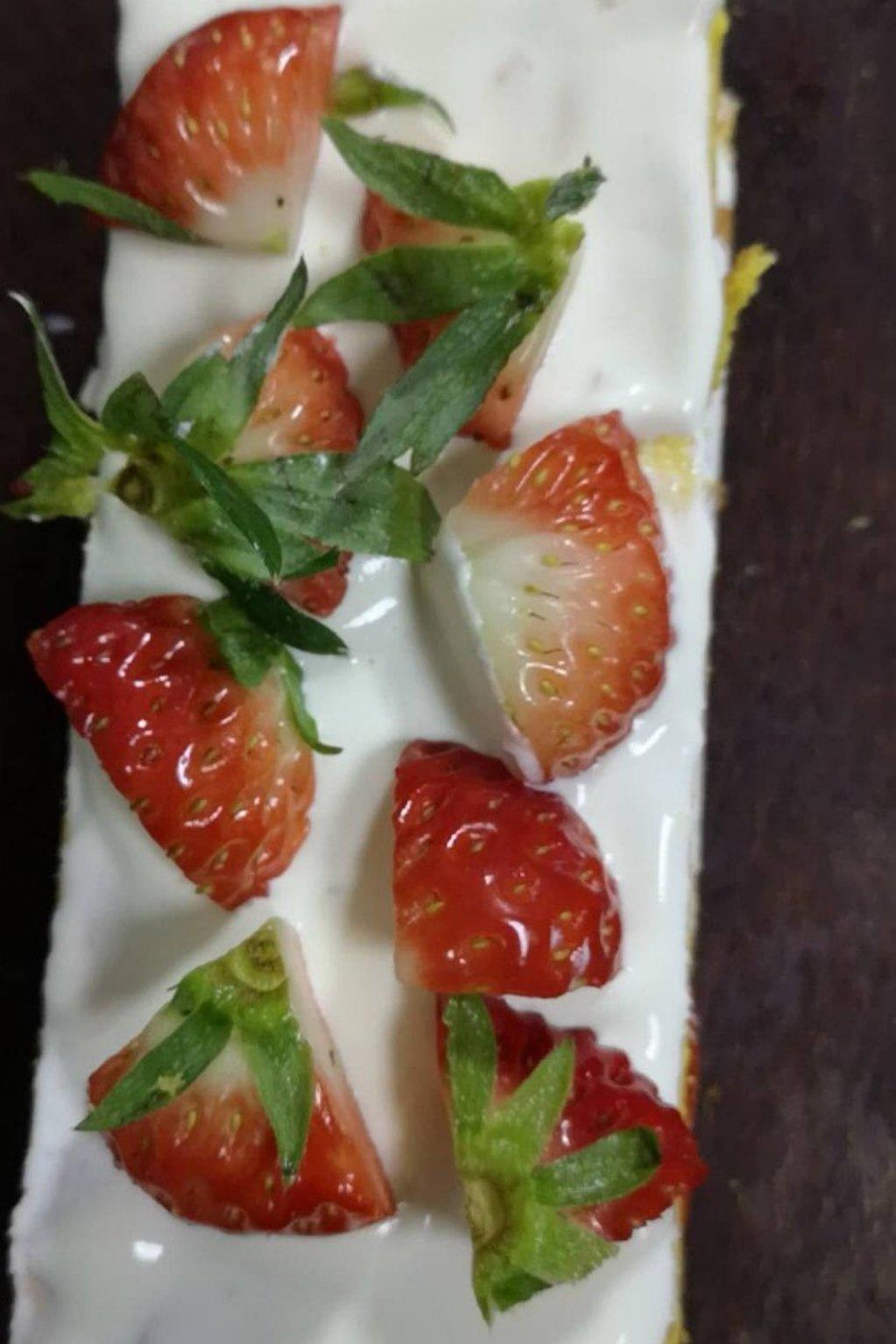 清新水果奶油裸蛋糕 | 蛋糕卷的华丽变身