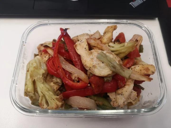 香醋时蔬烤鸡胸