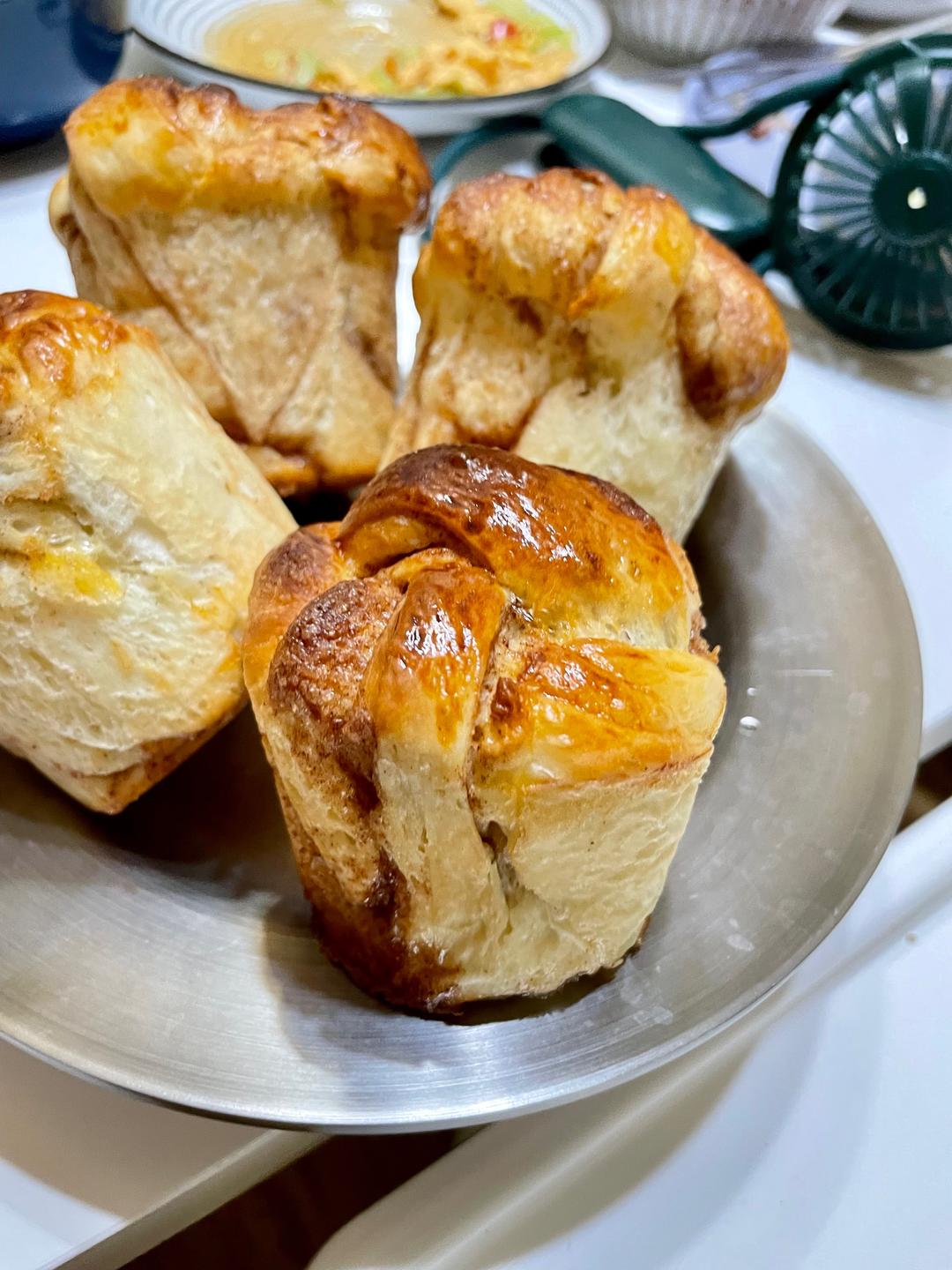 肉桂杯子面包的做法