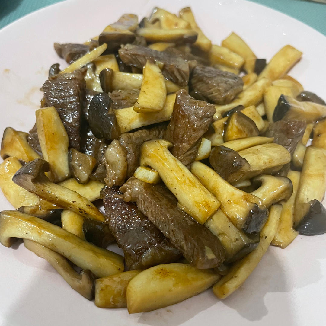 黑胡椒杏鲍菇牛肉粒