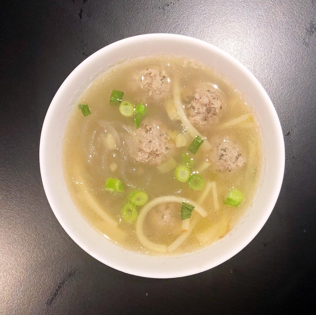 羊肉丸子萝卜丝汤