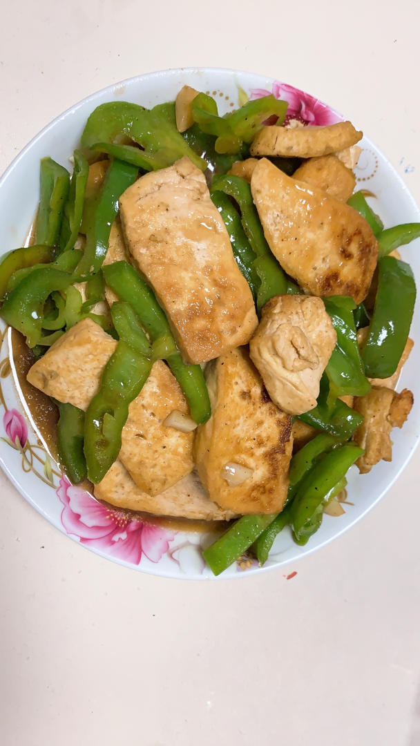 丽丽lili丽做的青椒炒豆腐
