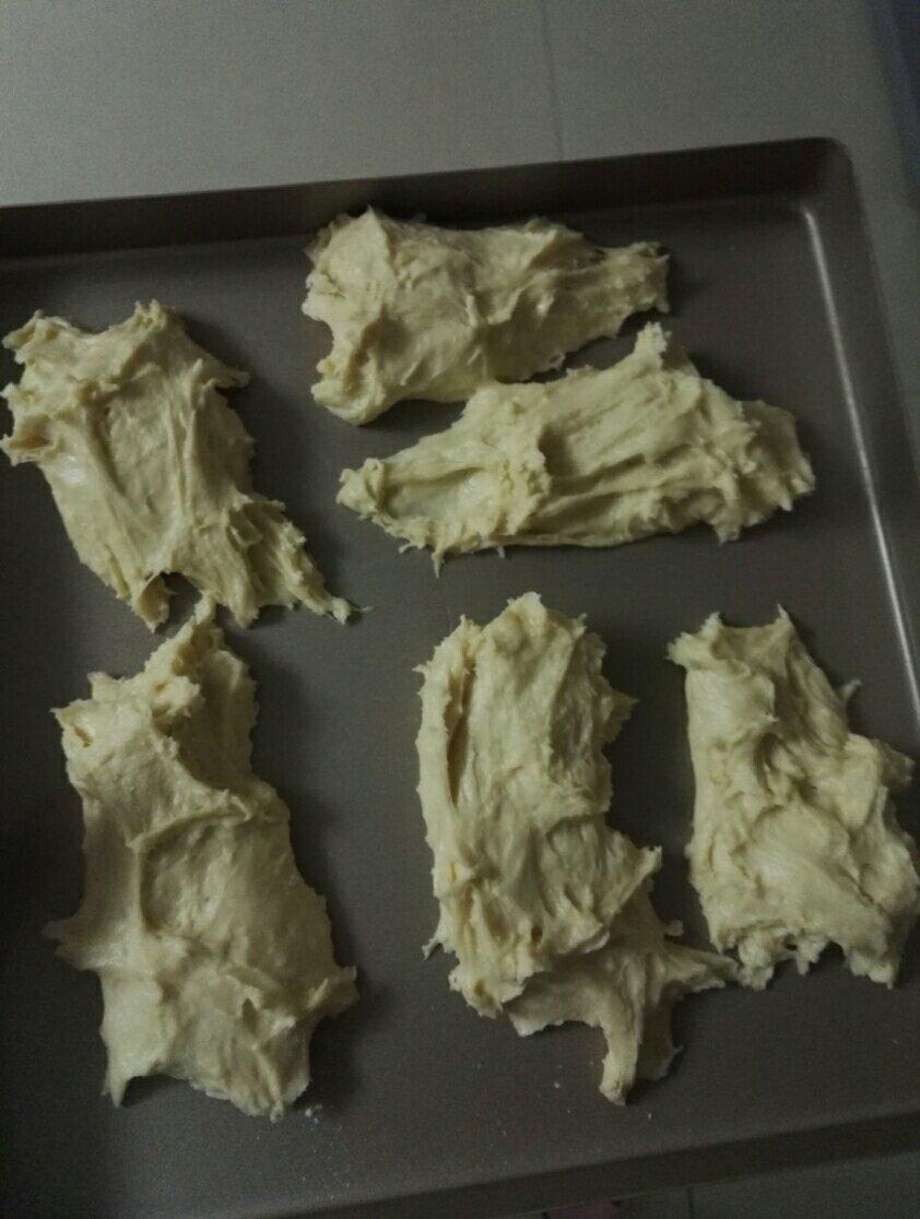 动态图教你揉出手套膜 不用摔面不用醒发 手揉10分钟达到完全扩展阶段 面包必修基础课