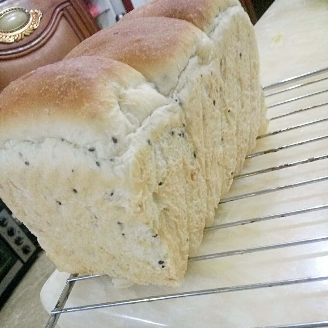 西川之黑芝麻吐司