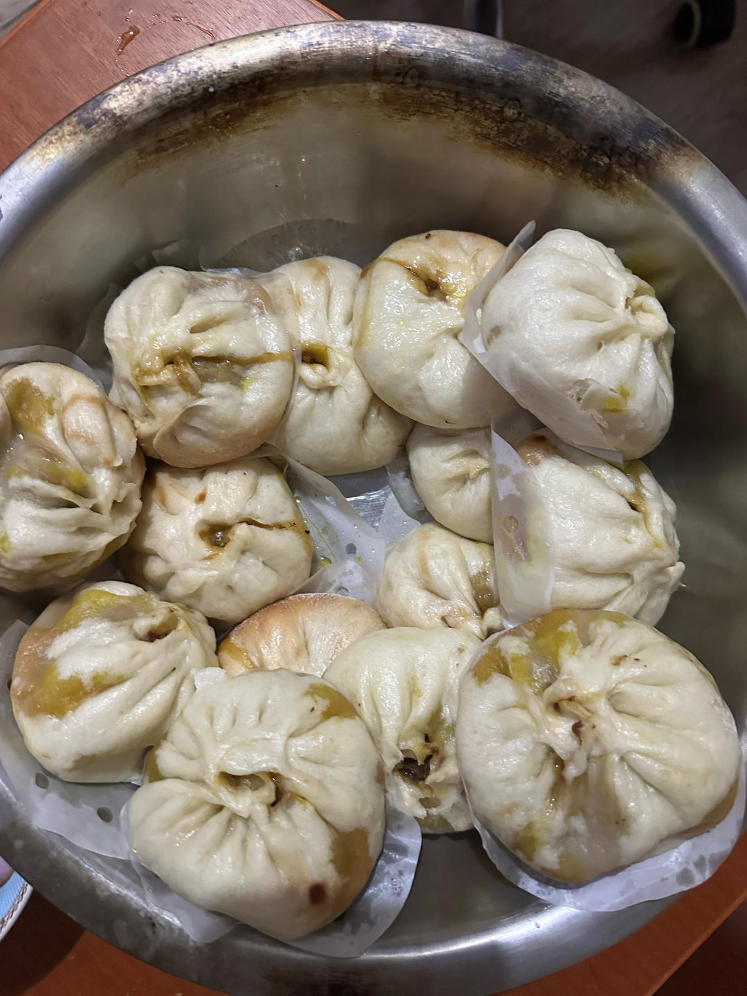 鲜美多汁的洋葱牛肉包子