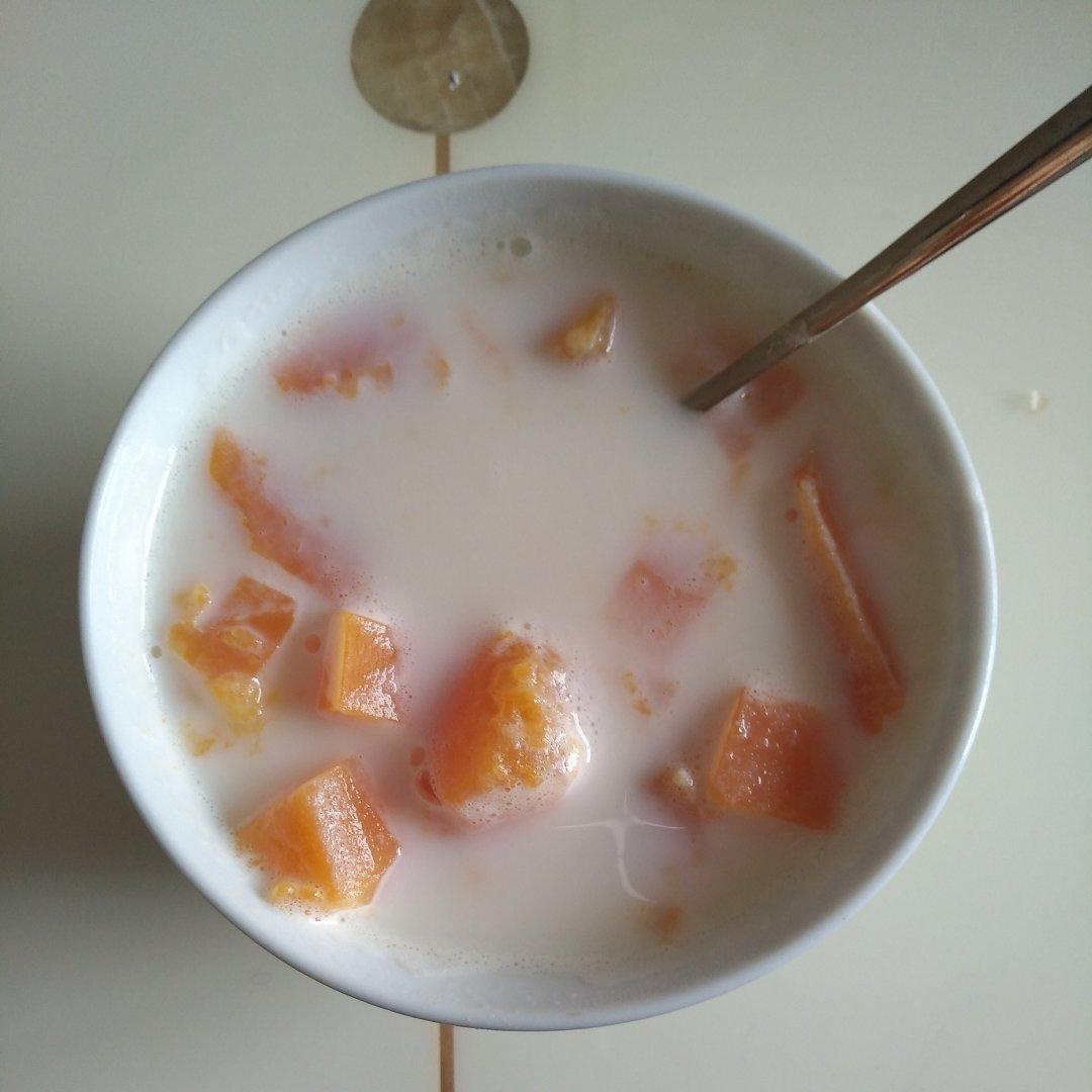 木瓜炖牛奶