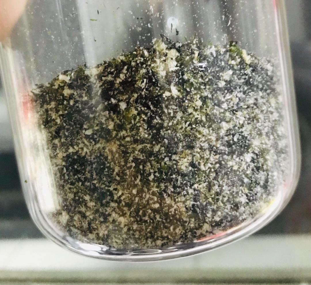 紫菜虾皮芝麻粉，补钙补铁又补维生素---- 宝宝辅食食谱