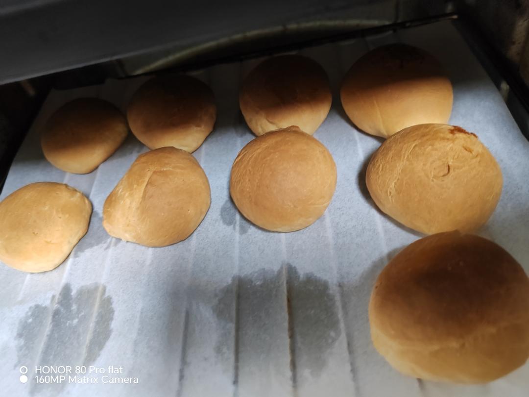 超快手揉餐包面包（水合法，后酵法）步骤详细（附揉面视频，不用摔面）