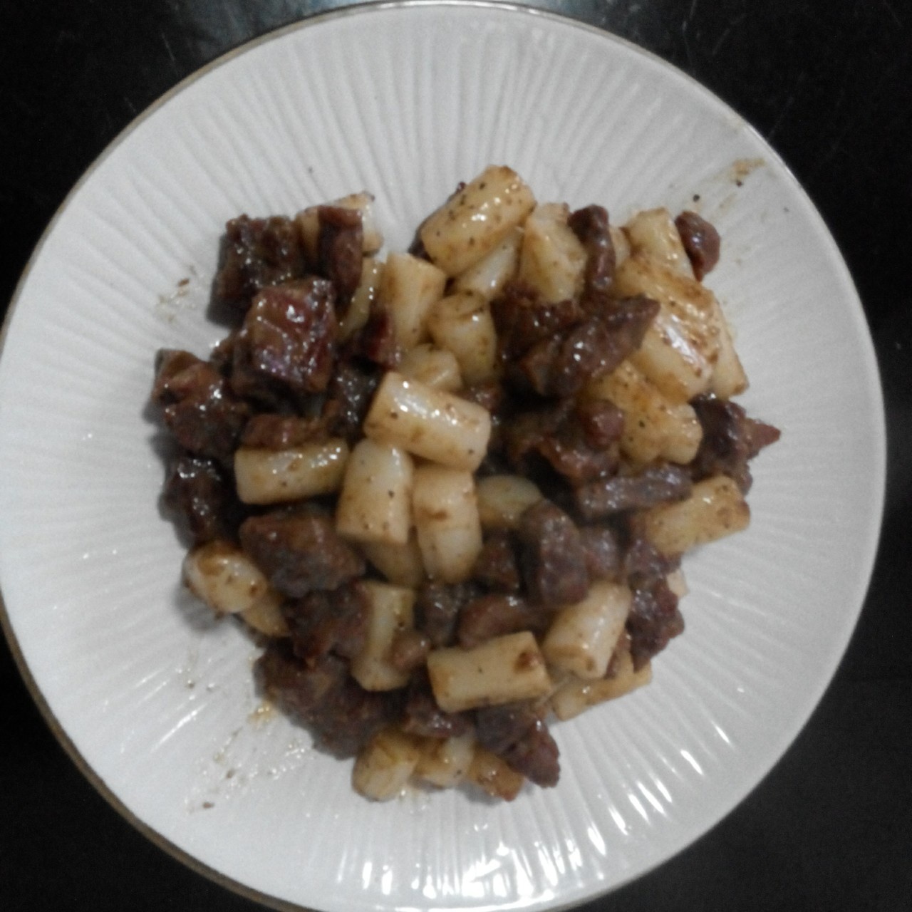 黑椒年糕牛肉粒