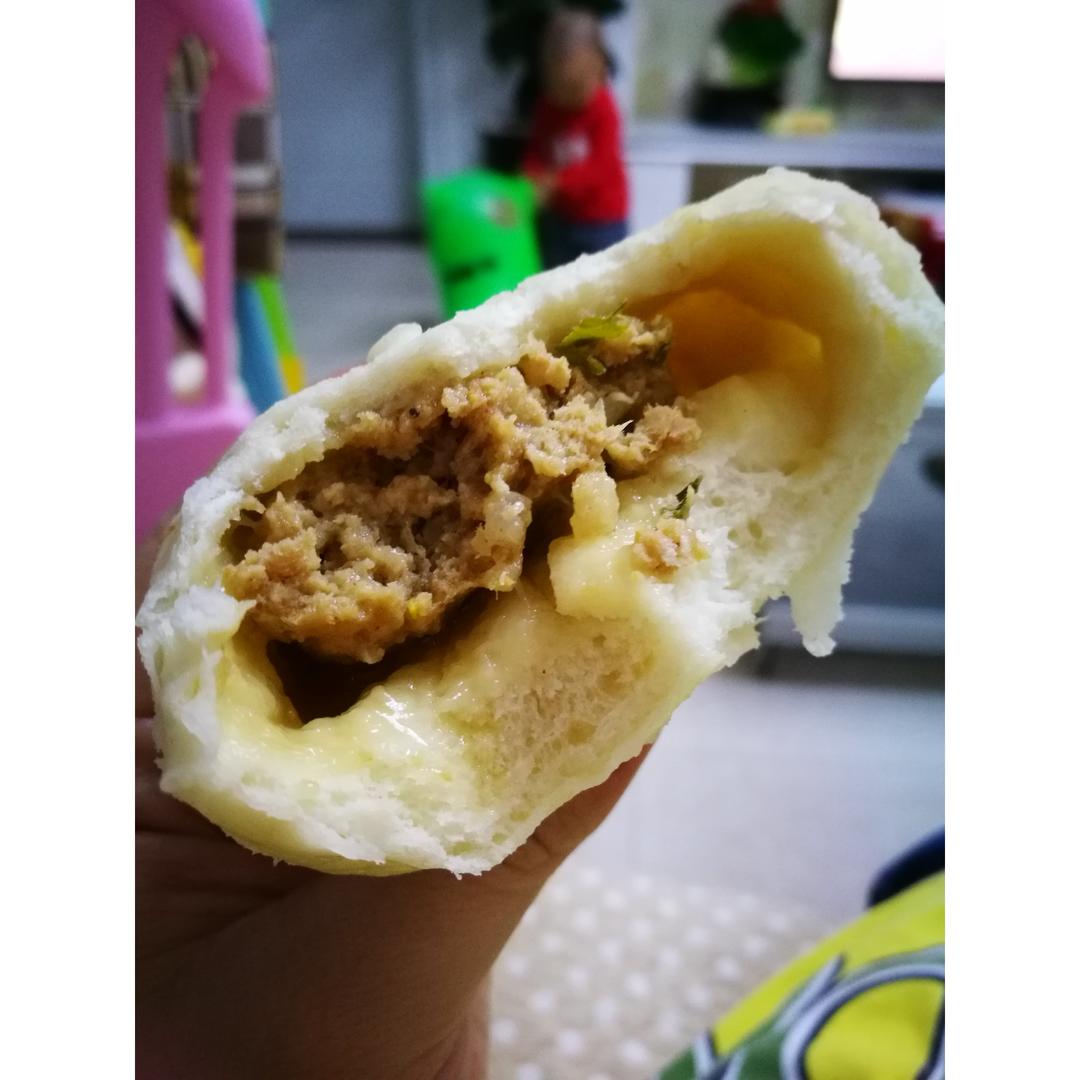 酱肉包子