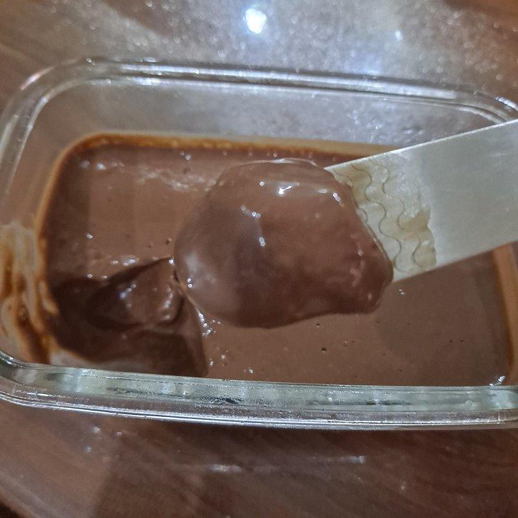 生酮饮食 无糖好利来冰山熔岩（简单又吃不胖的减肥巧克力蛋糕）