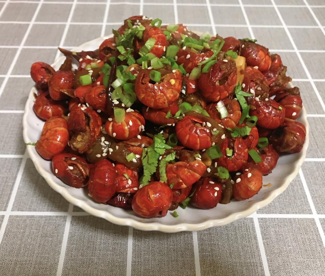 香辣小龙虾-超详细处理干净步骤！