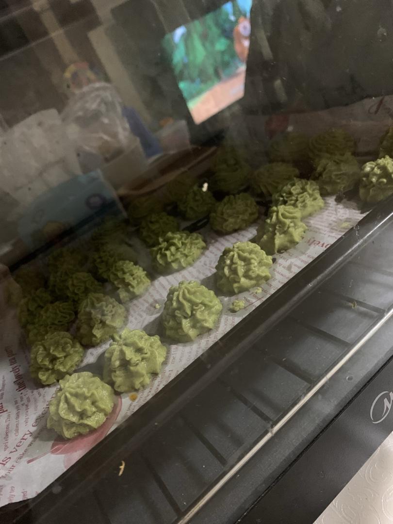 酥到掉渣的网红珍妮曲奇，牛油小花