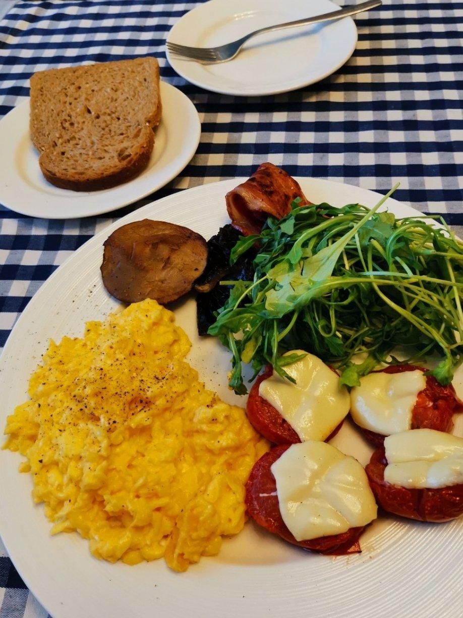 美式炒蛋 scrambled eggs