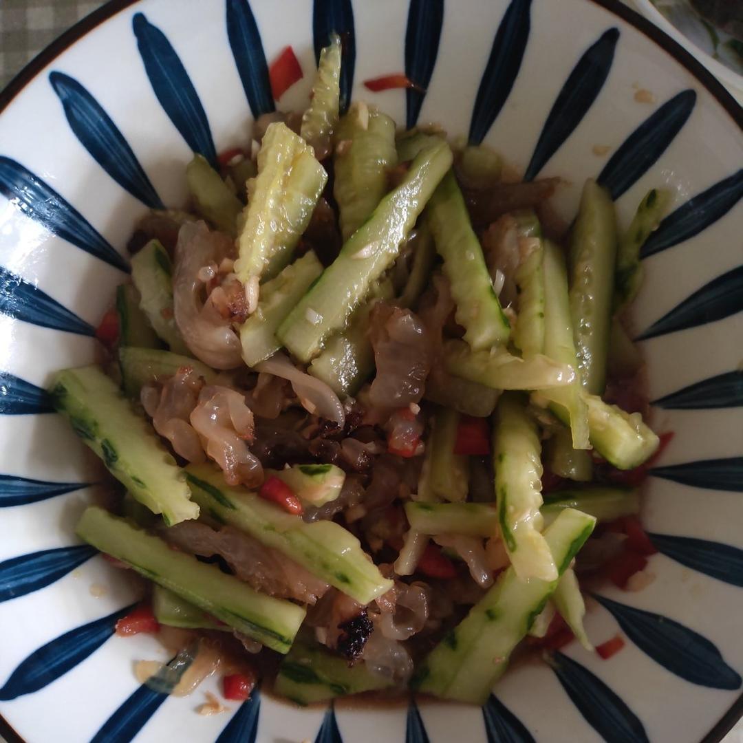 彩蔬凉拌海蜇头