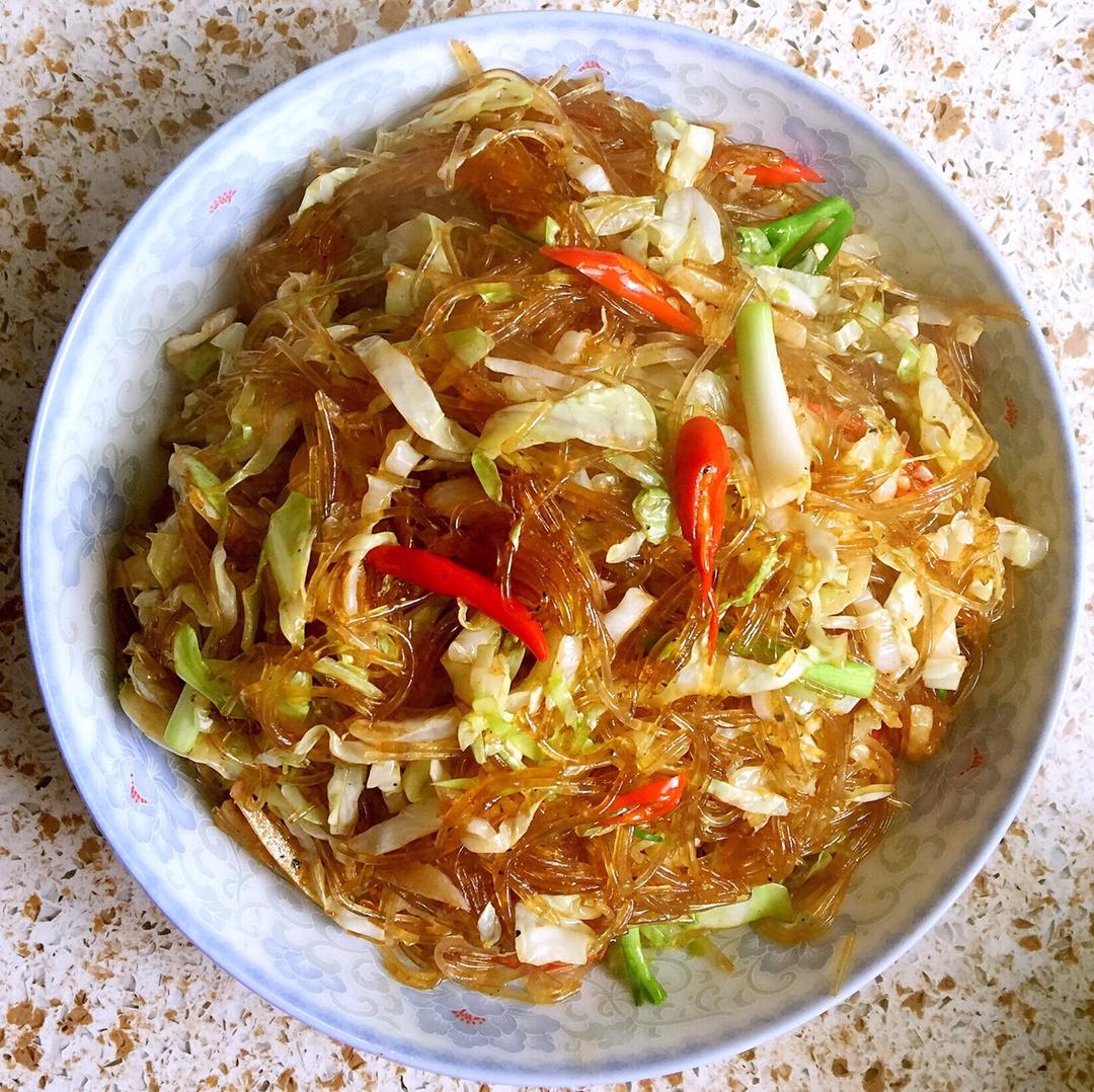 甜妹儿妈做的白菜炒粉丝