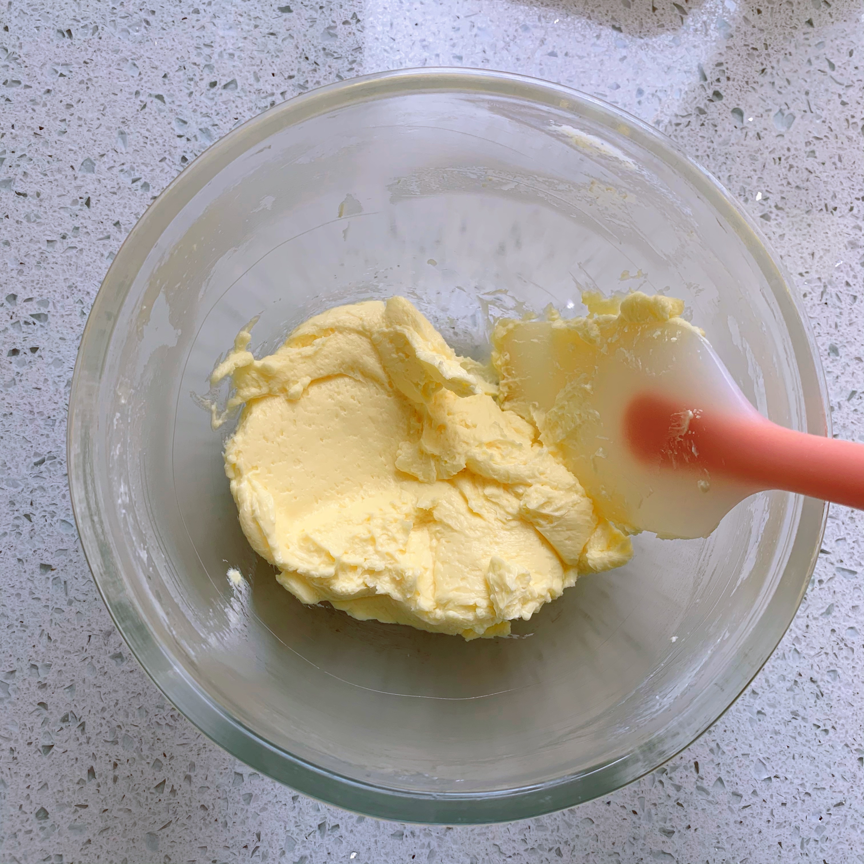 巨好吃0⃣️食材‼️酥到掉渣的淡奶油曲奇的做法 步骤4