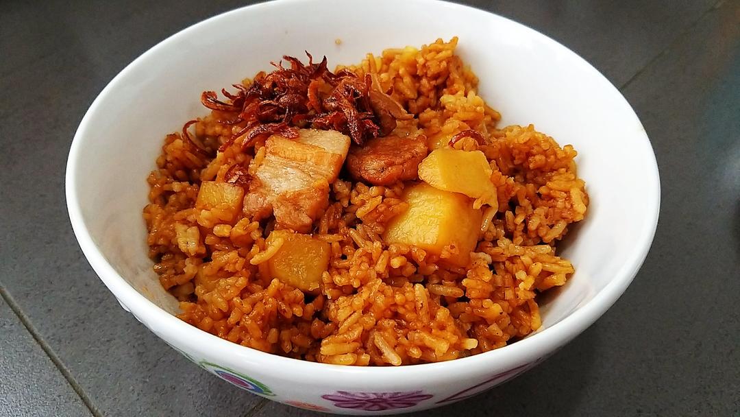 土豆焖饭（五花肉版）