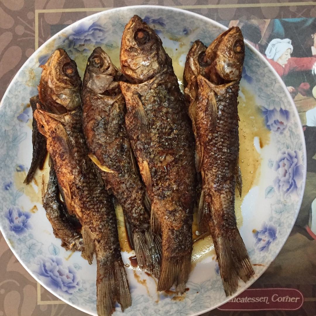 熏鲫鱼