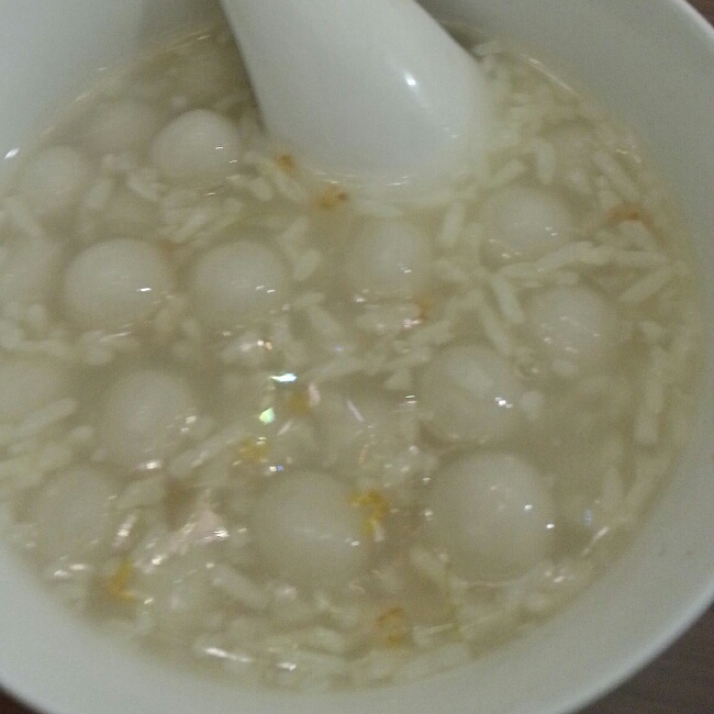 桂花酒酿圆子