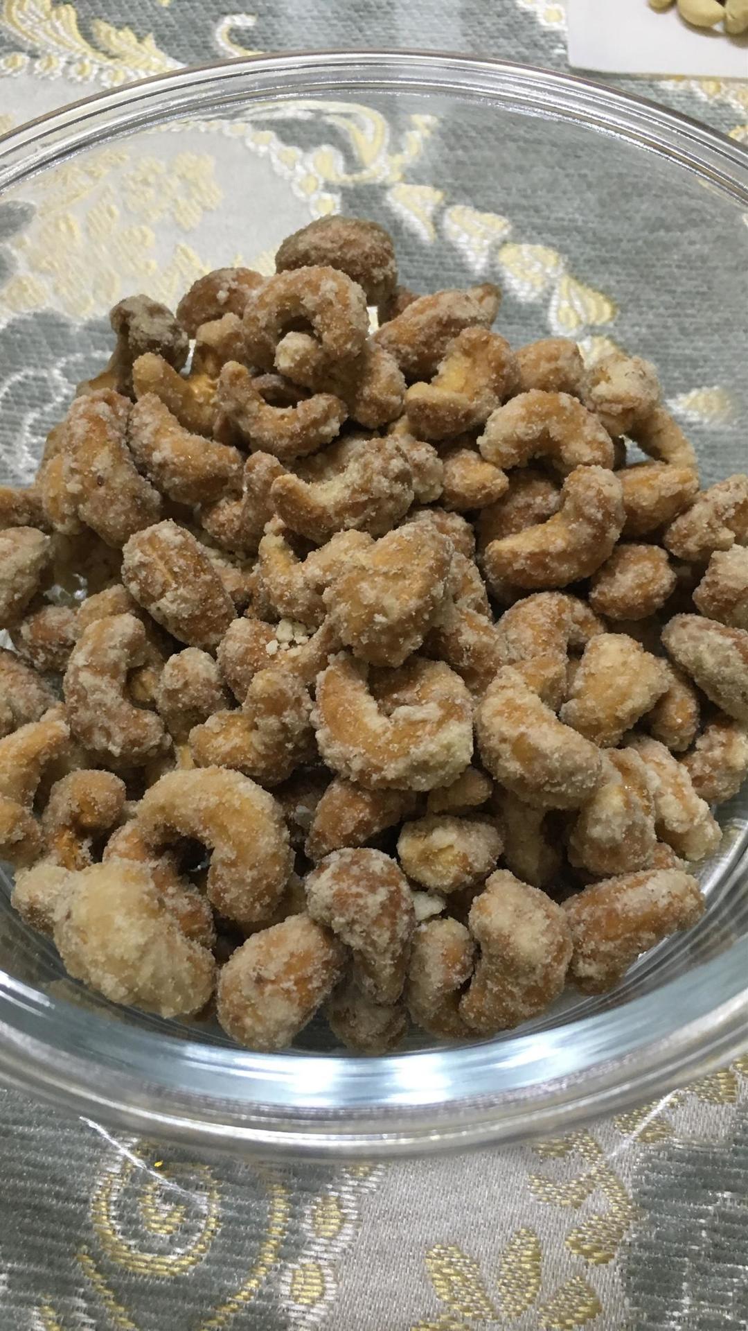 糖酥腰果的做法