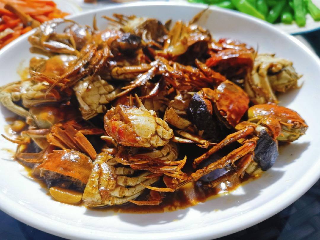红烧石蟹