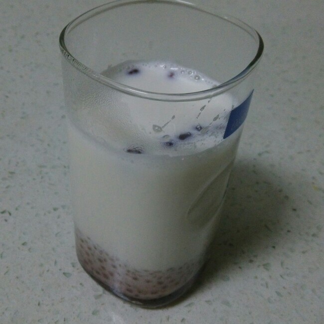 红豆牛奶西米露